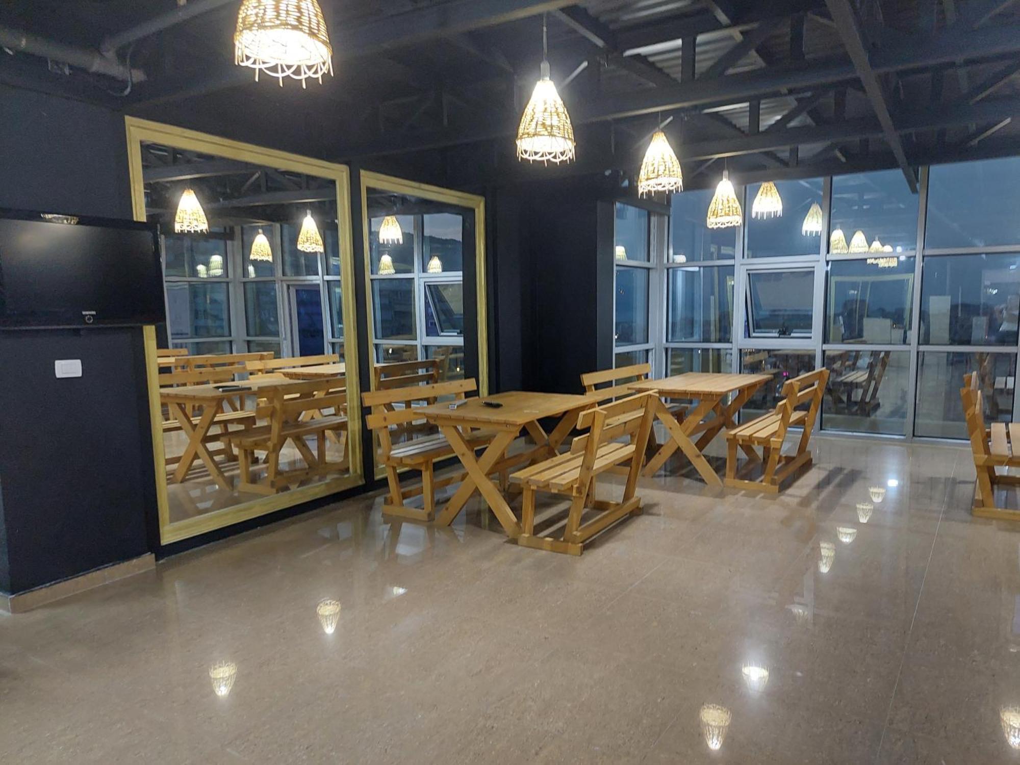Saranda Boutique Hostel Екстер'єр фото